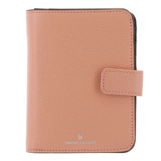 フラミンゴピンク