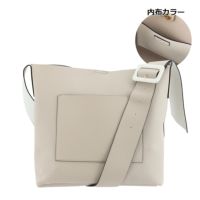 ライトグレー