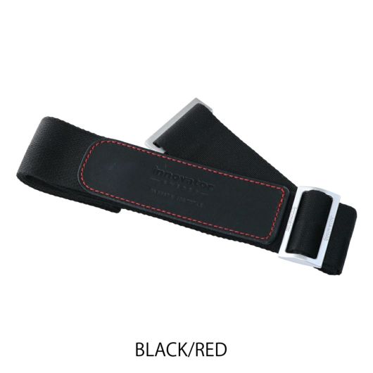 BLACK/RED