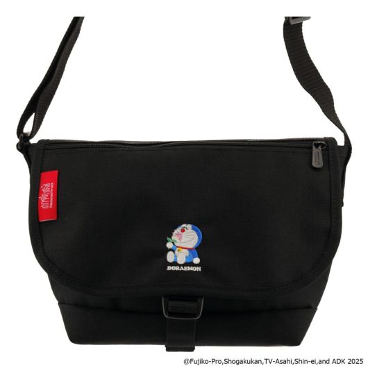 【レビュー投稿で+5％還元】マンハッタンポーテージ ドラえもん ショルダーバッグ メッセンジャーバッグ 斜め掛け 肩掛け 横型 小さめ コンパクト メンズ レディース MP1602FZPDORA25 Manhattan Portage お出掛け 旅行 カジュアル キャラクター クリスマス_mp クリスマス_wp 000000141973-21-m.jpg?t=