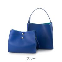 ブルー