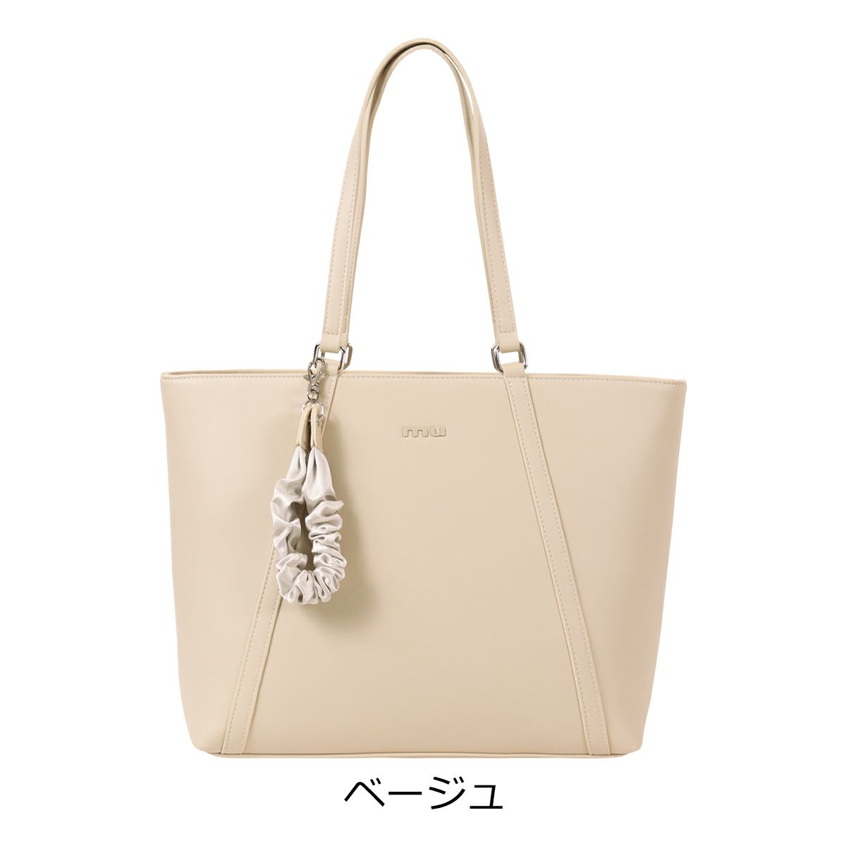 ベージュ