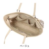 ベージュ