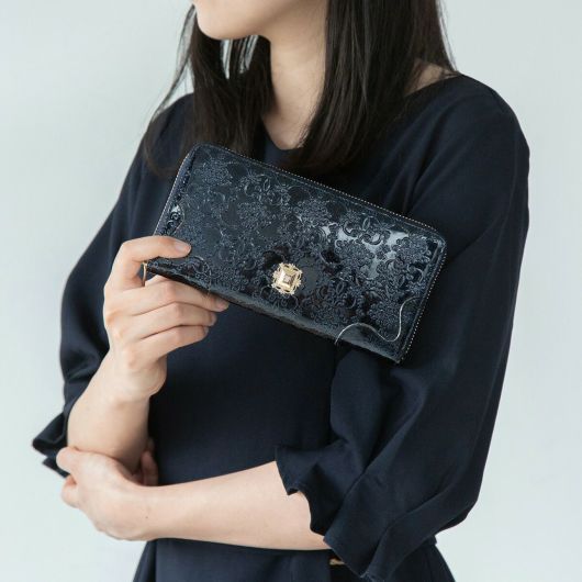 アナスイ 長財布 ラウンドファスナー 大容量 ルーミー レディース